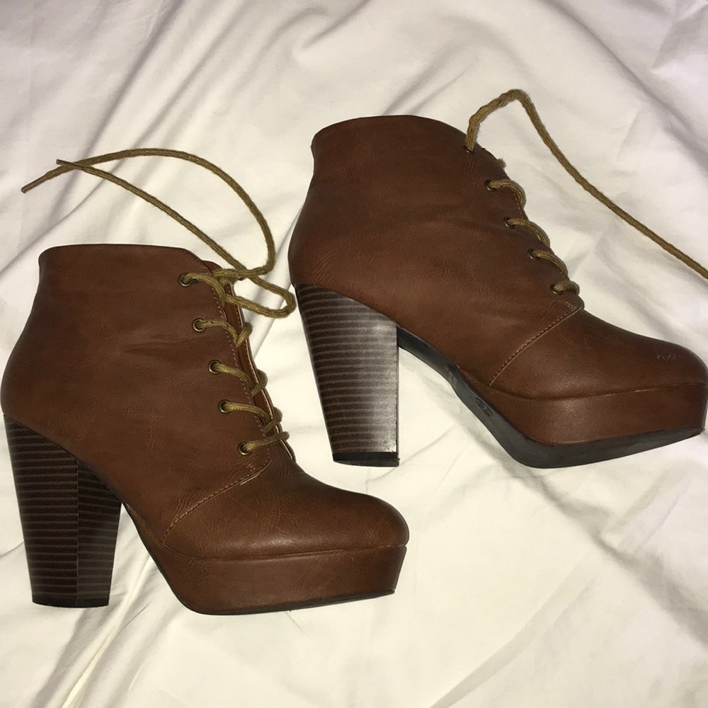 Cathy Jean Ankle Boots